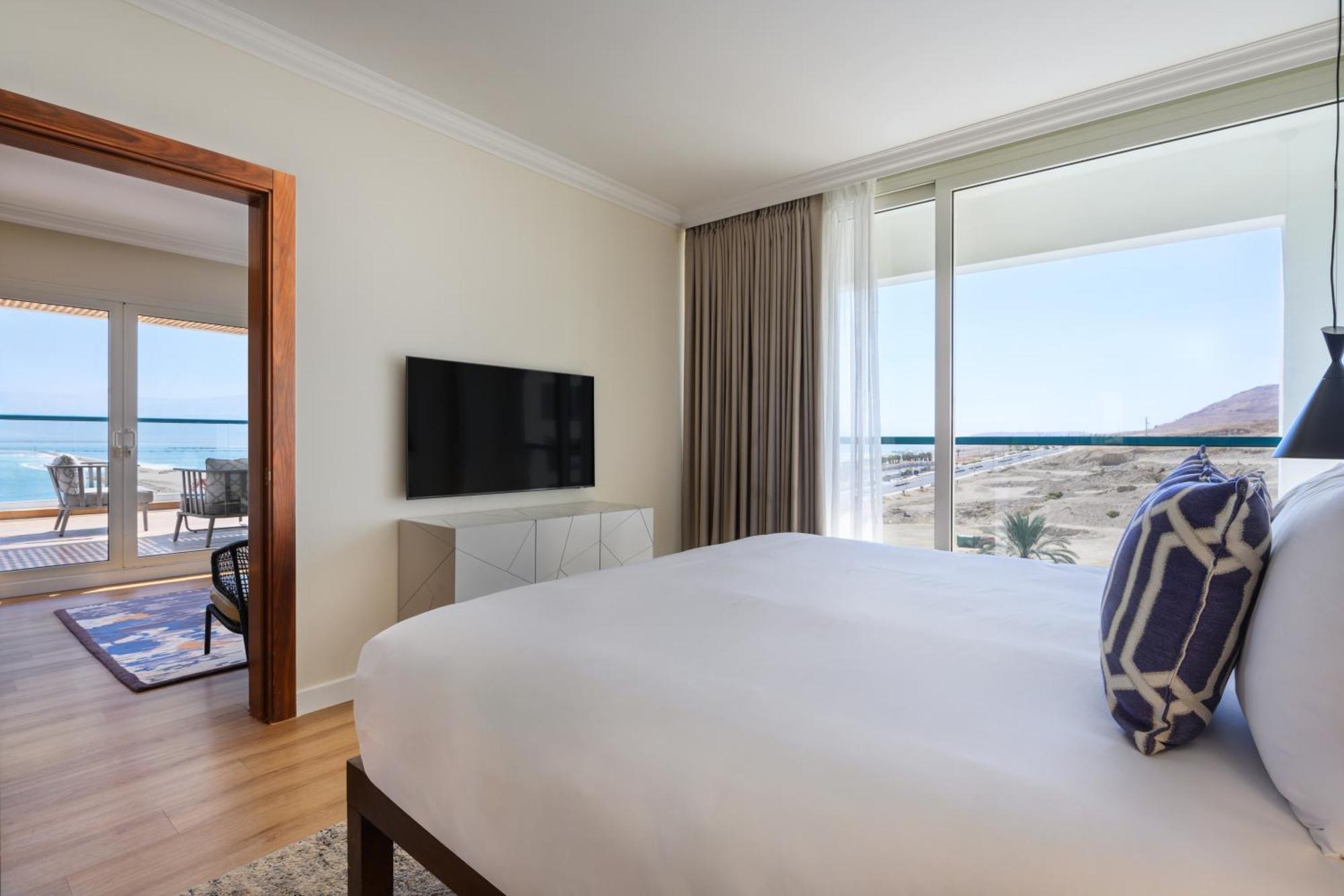 Nevo By Isrotel Collection Ein Bokek Dış mekan fotoğraf A bedroom at the Hilton Sharm El Sheikh