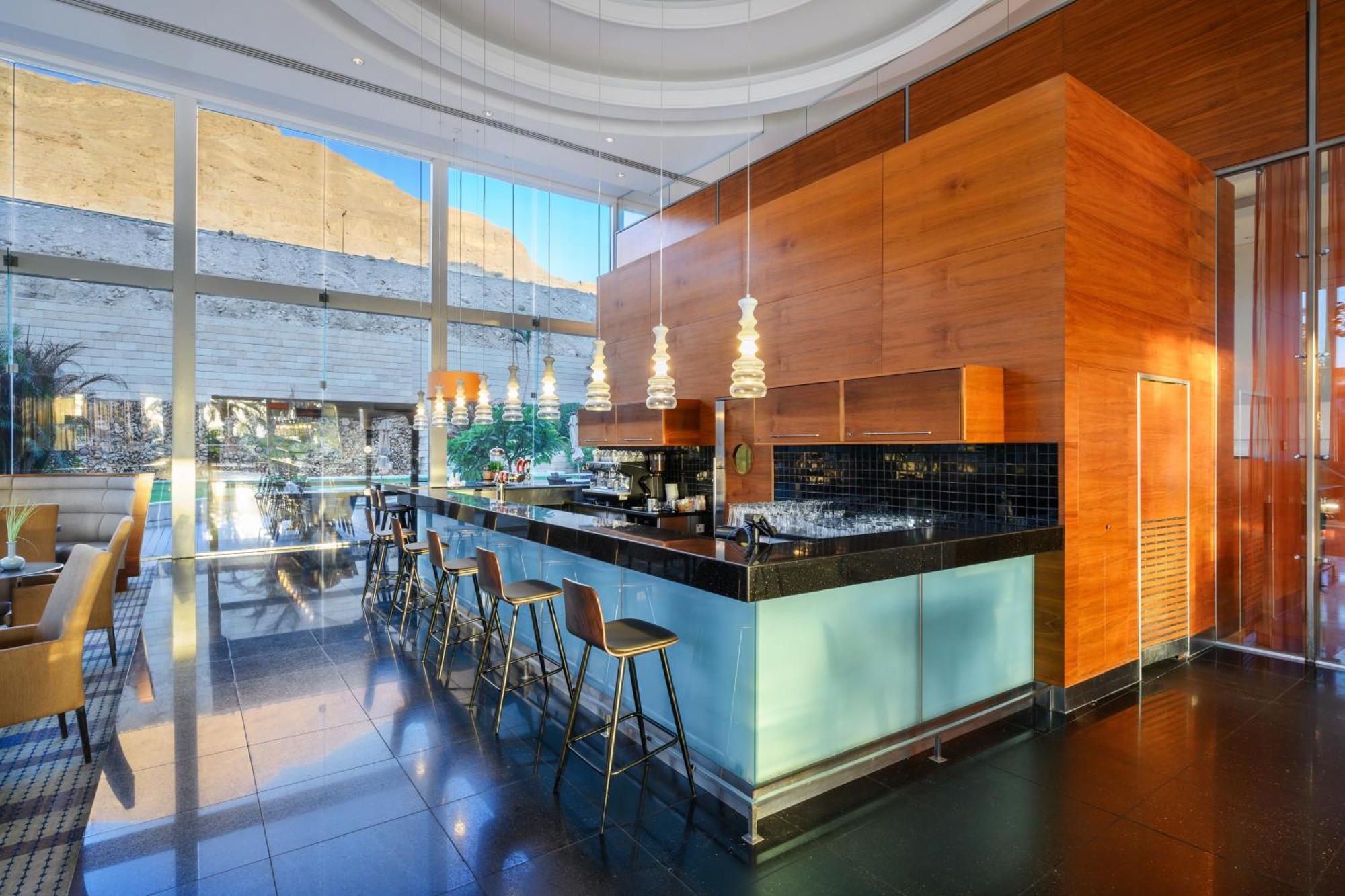 Nevo By Isrotel Collection Ein Bokek Dış mekan fotoğraf The bar at the restaurant